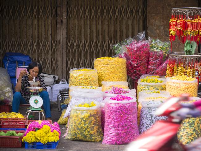 FLOWER MARKET Ho Thi Ky in District 10 is the biggest flower market in Vietnam’s south, selling blooms sourced from the Mekong Delta and Central Highlands both wholesale and retail. But don’t expect to see a big shed, rather plan to wander the network of narrow lanes to peruse stalls squeezed around neighbourhood houses.