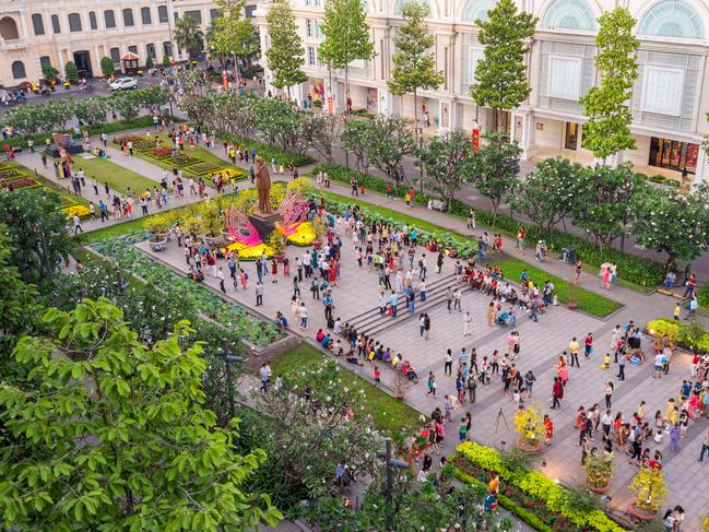 NGUYEN HUE WALK Start a Saigon sojourn by strolling Nguyen Hue Street, the inner-city pedestrian promenade that stretches from the Saigon River to City Hall. Pause near the top to dodge water launched into the air from invisible footpath fountains, or pose for a selfie at the Uncle Ho statue.